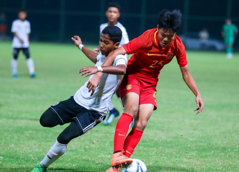 新加坡球队遭遇挑战,难以晋级淘汰赛 新加坡球队遭遇挑战,难以晋级淘汰赛