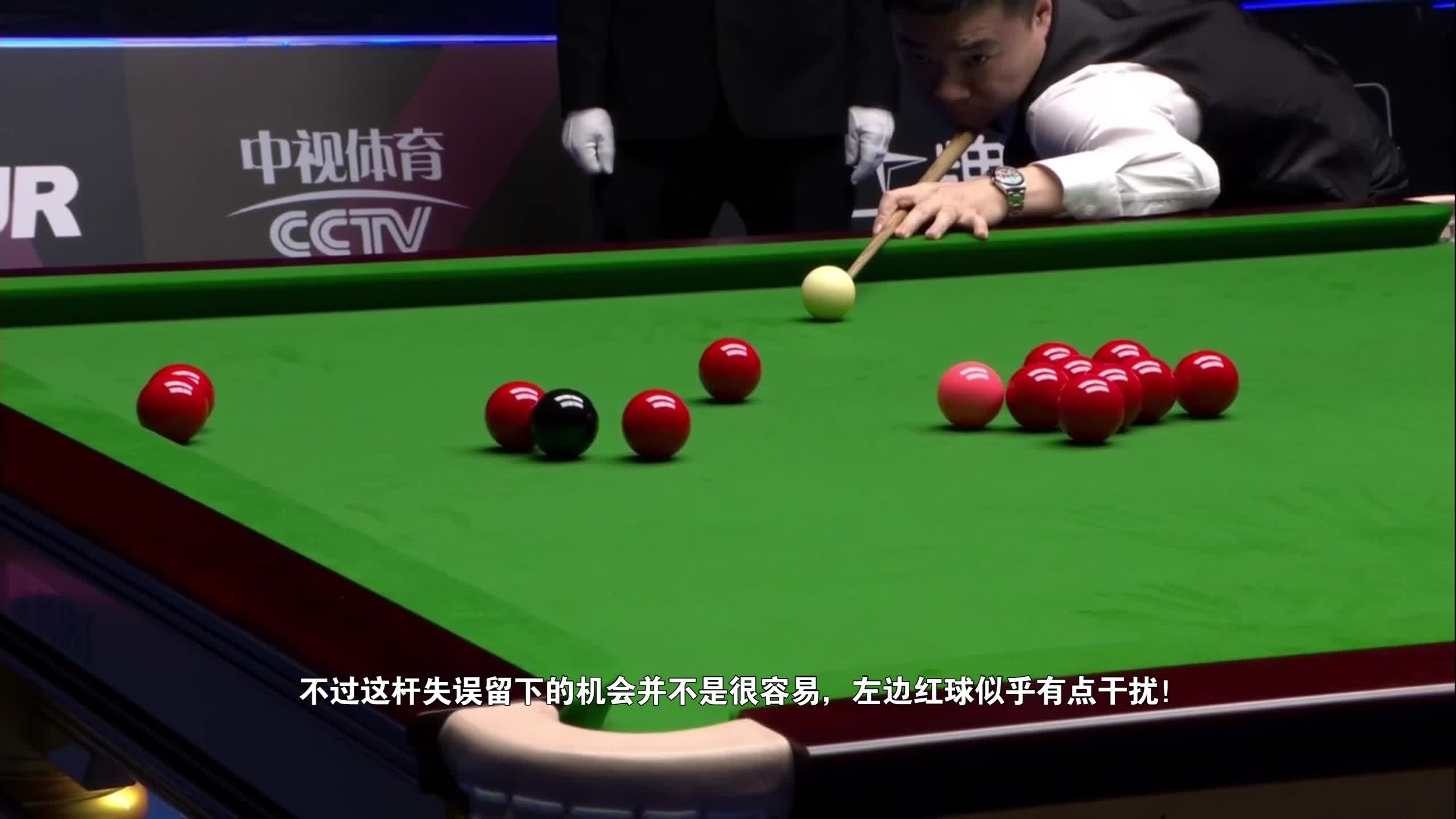 台球比赛黑马脱颖而出,威猛击中红球 台球比赛黑马脱颖而出,威猛击中红球