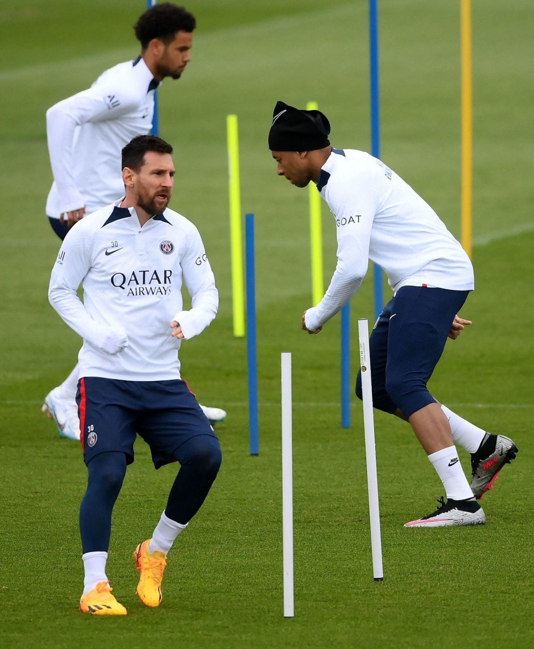 熊猫体育手机客户端-关于阿雅克肖球队团结奋战，夺取法甲胜利的信息